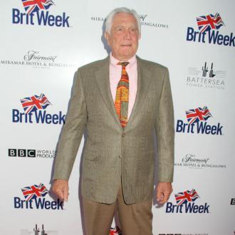 Der Schauspieler wollte sich nicht über die Rolle definieren lassen. Deswegen lehnte er einen zweiten Bond ab. George Lazenby