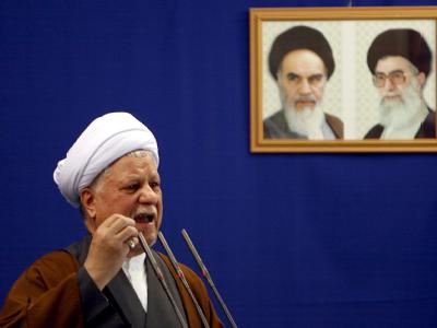 Rafsandschani hat die Iraner zum Gehorsam gegenüber dem obersten Führer des Landes, Chamenei, aufgerufen. Rafsandschani