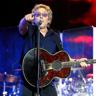 Der Musiker machte seine Fans darauf aufmerksam, wie wichtig es ist das eigene Gehör auf Konzerten zu schützen. Roger Daltrey