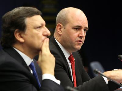 EU-Kommissionspräsident Barroso und Schwedens Regierungschef Reinfeldt bei einer Pressekonferenz in Brüssel. Pressekonferenz