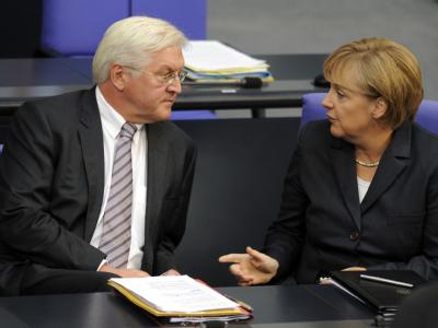 Noch sind sie Vizekanzler und Kanzlerin: Frank-Walter Steinmeier (SPD) und Angela Merkel von den Christdemokraten. Steinmeier und Merkel