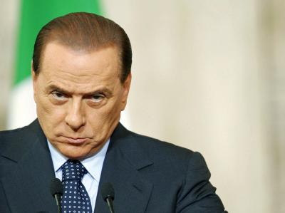 Der italienische Ministerpräsident Silvio Berlusconi kämpft um das Überleben seiner Mitte-Rechts-Koalition. Silvio Berlusconi