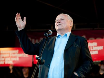 Oskar Lafontaine im März während einer Wahlkampfveranstaltung der Linkspartei in Stuttgart. Oskar Lafontaine