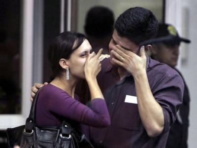 Verzweifelte Angehörige am Flughafen von Rio de Janeiro. Verzweiflung
