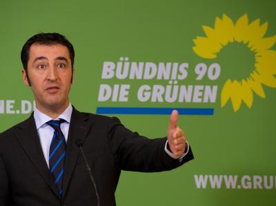 Grünen-Parteichef Cem Özdemir will künftige Bündnisse mit der Union nicht ausschließen. Cem Özdemir