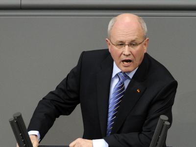 Unions-Fraktionschef Volker Kauder: «Ein Ministerpräsident darf nicht gegen Geld vermarktet werden. Punkt». Kauder