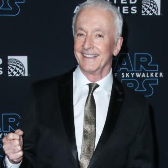 Der Schauspieler hatte eigentlich erst einen größeren Part. Im Schnitt wurde seine Rolle dann allerdings gekürzt. Anthony Daniels