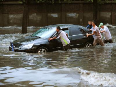 Im Nordosten Chinas kämpfen Tausende gegen eine verheerende Überschwemmung. Überflutung in China