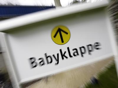 Das Kinderhilfswerk Terre des hommes sorgt sich um die wachsende Zahl ausgesetzter Babys in Deutschland. Foto: Jens Wolf Babyklappe