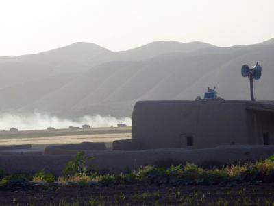 Schon Monate vor dem Anschlag auf einen Bundeswehr-Schützenpanzer im Juni 2011 soll dem Verteidigungsministerium bekannt gewesen sein, dass der afghanische Geheimdienst Terroristen unterstützt. Foto: Naqeeb Ahmed Anschlagsort in Baghlan