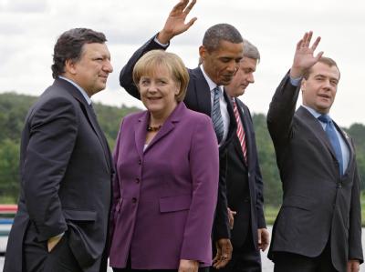 Kanzlerin Merkel bespricht sich mit EU-Kommissionspräsident Barroso auf den G8- und G20-Gipfel. G8-Gipfel