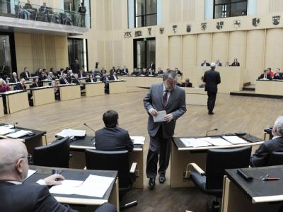 Der Bundesrat will am Freitag in einer Sondersitzung über die Euro-Rettung beraten. Sondersitzung des Bundesrats am Freitag