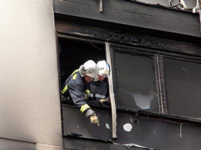 Wie hier im August 2009 sterben in Frankreich immer wieder Menschen bei Bränden in heruntergekommenen Billigunterkünften. Brand in Dijon
