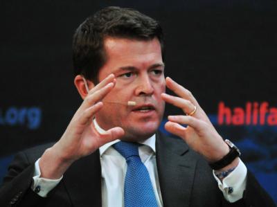 Karl-Theodor zu Guttenberg fühlt sich in der Plagiatsaffäre schlecht behandelt. Foto: Halifax International Security Forum Guttenberg