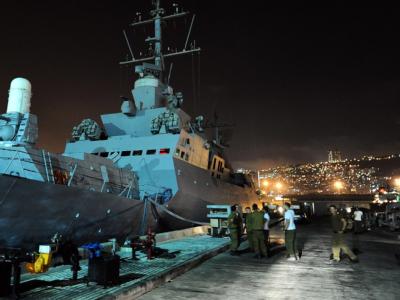 Nach hektischen nächtlichen Vorbereitungen wurde der israelischen Marine mitgeteilt, das angekündigte Manöver sei nur ein Aprilscherz. Foto: IDF Spokesman Office / Archiv Soldaten im Hafen von Haifa