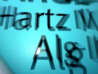 Die Wirtschaftskrise macht immer mehr Selbstständige zu Hartz-IV-Empfängern. Hartz IV
