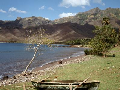 Strand der Insel Nuku Hiva, die zu den Marquesas-Inseln gehört. Foto: Kurt Scholz Nuku Hiva