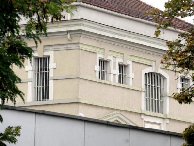 Wachtmeister der Justizvollzugsanstalt Stadelheim sollen Geschäfte mit Häftlingen gemacht haben. Foto: Andreas Gebert/Archiv Justizvollzugsanstalt Stadelheim