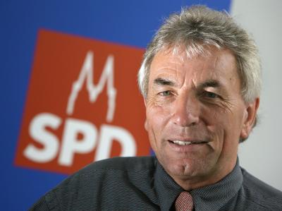 Nach einer Prognose wird Roters der neue Bürgermeister von Köln. (Archivbild) Jürgen Roters