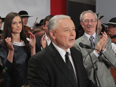 Jaroslaw Kaczynski bezweifelt die Echtheit des Leichnams seines Bruders. (Archivbild) Jaroslaw Kaczynski