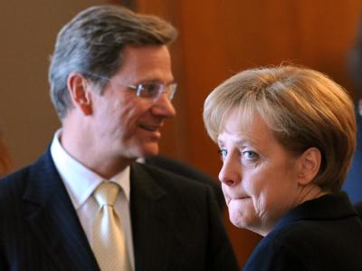 Es kracht bei der schwarz-gelben Koalition an vielen Ecken. Angela Merkel und Guido Westerwelle