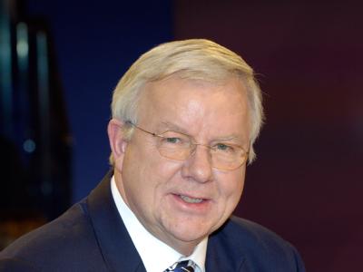 Michael Fuchs hält nach dem NRW-Wahldebakel nichts von Drohungen. Der Unionsfraktionsvize schlug nun vor, sich zusammenzusetzen und gemeinsame Linien zu finden. Foto: Karlheinz Schindler/Archiv Michael Fuchs hält nichts von Drohungen