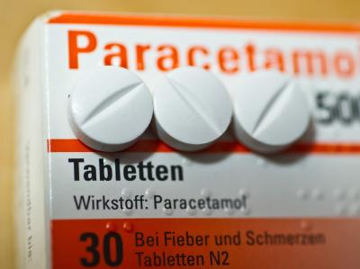 Werden die Tabletten bald verschreibungspflichtig? Foto: Patrick Pleul/Symbol Paracetamol