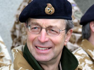 Der britische General David Richards bei einer Feier im NATO-Quartier Mönchengladbach-Rheindalen. General David Richards