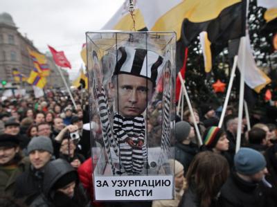 Nach den umstrittenen Duma-Wahlen gegen die Russen weiter auf die Straße. Foto: Anatoly Maltsev Demonstration in Russland