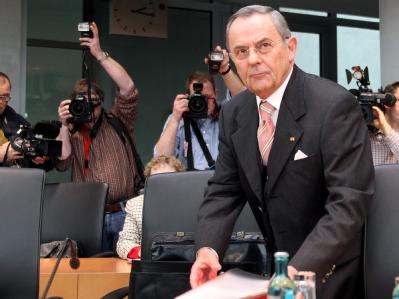 Der frühere Bundeswehr-Generalinspekteur Wolfgang Schneiderhan (Archivbild) Wolfgang Schneiderhan