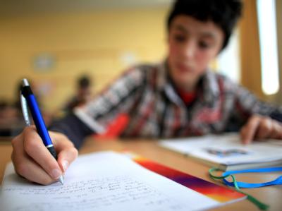 In Deutschland herrscht ein deutliches Bildungsgefälle. Archivfoto: Julian Stratenschulte Schule