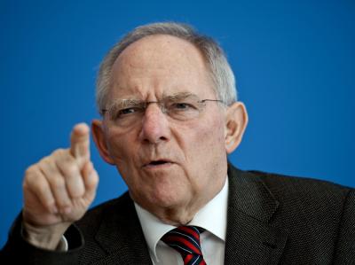 Finanzminister Schäuble (CDU) will mit seinen Etatplänen die Schulden schneller abbauen als bisher geplant. Foto: Robert Schlesinger/Archiv Wolfgang Schäuble