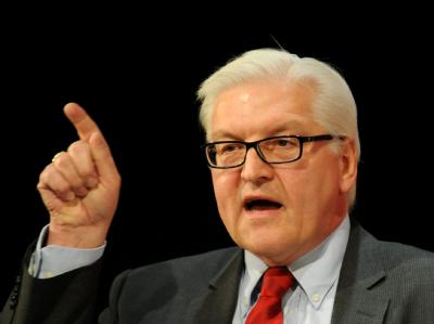 SPD-Fraktionschef Frank-Walter Steinmeier findet die Steuersenkungspläne der Regierung «dreist». (Archivbild) Steinmeier