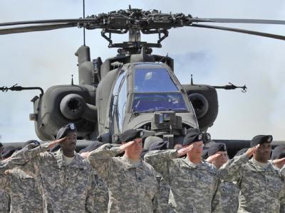 US-Soldaten auf einem Stützpunkt im hessischen Erbenheim (Archivbild): Die Vereinigten Staaten 2010 haben sechsmal so viel Geld für militärische Zwecke ausgegeben wie China, das Land mit dem zweithöchsten Militärhaushalt aller Länder. USA weiter an der Spitze bei Militärausgaben