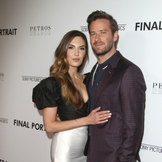 Elizabeth Chambers und Armie Hammer