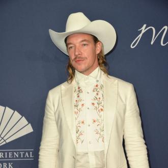 Der Star-Produzent erklärt, dass der Musiker Ushers Single 'Climax' inspirierte. Diplo
