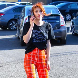 Die 21-Jährige startet ihr Debüt als Regisseurin mit einem kurzen Film für Pornhub. Es geht um die Dominanz zwischen Mann und Frau. Bella Thorne