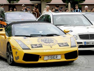 Lamborghini und Mercedes Benz: Die Gumball 3000