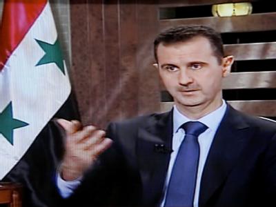 Soll seine Machtbefugnisse an Vizepräsident Faruk al-Scharaa übergeben: Syriens Präsident Baschar al-Assad. Foto: Syrian TV/Archiv Assad