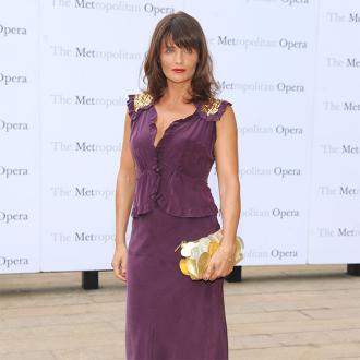 Die Schauspielerin sieht in Social Media eine Gefahr für ihren Sohn und möchte ihn deshalb vorwarnen. Helena Christensen