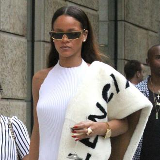 Der Star hat neue Musik eintragen lassen. Die 31-Jährige hat vor Kurzem einen neuen Song namens 'Private Loving' mit ihrem Musikverleger PMI angemeldet. Rihanna