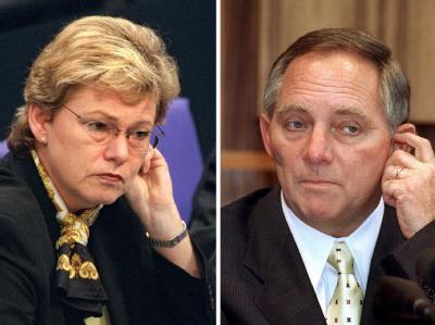 Kontrahenten in der Parteispenden-Affäre: Brigitte Baumeister und Wolfgang Schäuble im Jahr 1999. Baumeister und Schäuble