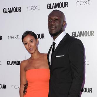 Das Promi-Paar geht nach vier Jahren Beziehung getrennte Wege. Die Entscheidung zum Schlussstrich sei von Maya gekommen. Stormzy und Maya Jama