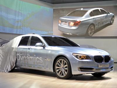 In diese Richtung soll es gehen: Hybrid-BMW auf der Detroit Auto Show (Archiv). Hybrid-BMW