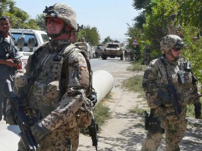 Die Ausstattung der Bundeswehr im Afghanistan-Einsatz ist nach Ansicht von Königshaus ein «Drama» (Archivbild). Bundeswehrsoldaten