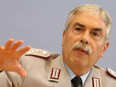 Der Vorsitzende des Deutschen Bundeswehrverbandes, Oberst Ulrich Kirsch. Bundeswehrverband
