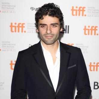 Der Filmemacher beschrieb die Verfilmung des Klassikers als ''alptraumhaft und brutal''. Der Regisseur wird in dem Projekt Leto Atreides spielen. Oscar Isaac