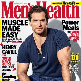 Der Schauspieler will die Rolle des Superman behalten. Er hat mit ihm noch viele Geschichten zu erzählen. Henry Cavill