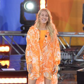 Die Musikerin wird auf Four Tets neuem Track 'Baby' zu hören sein. Die Blondine bringt 2020 ihr viertes Studioalbum heraus, das hauptsächlich von ihr geschrieben wurde. Ellie Goulding