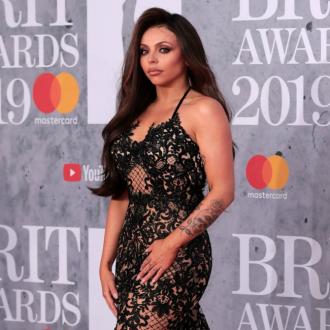Die Musikerin ist im Herzen immer noch ein Kind. Deshalb kann sie es sich auch null vorstellen, in den nächsten Jahren selbst Mutter zu werden. Jesy Nelson